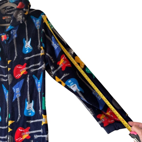 Mountain Ridge Men’s Medium Guitar Fleece Hooded Onesie Pajamas Unisex Cozy - Picture 14 of 14